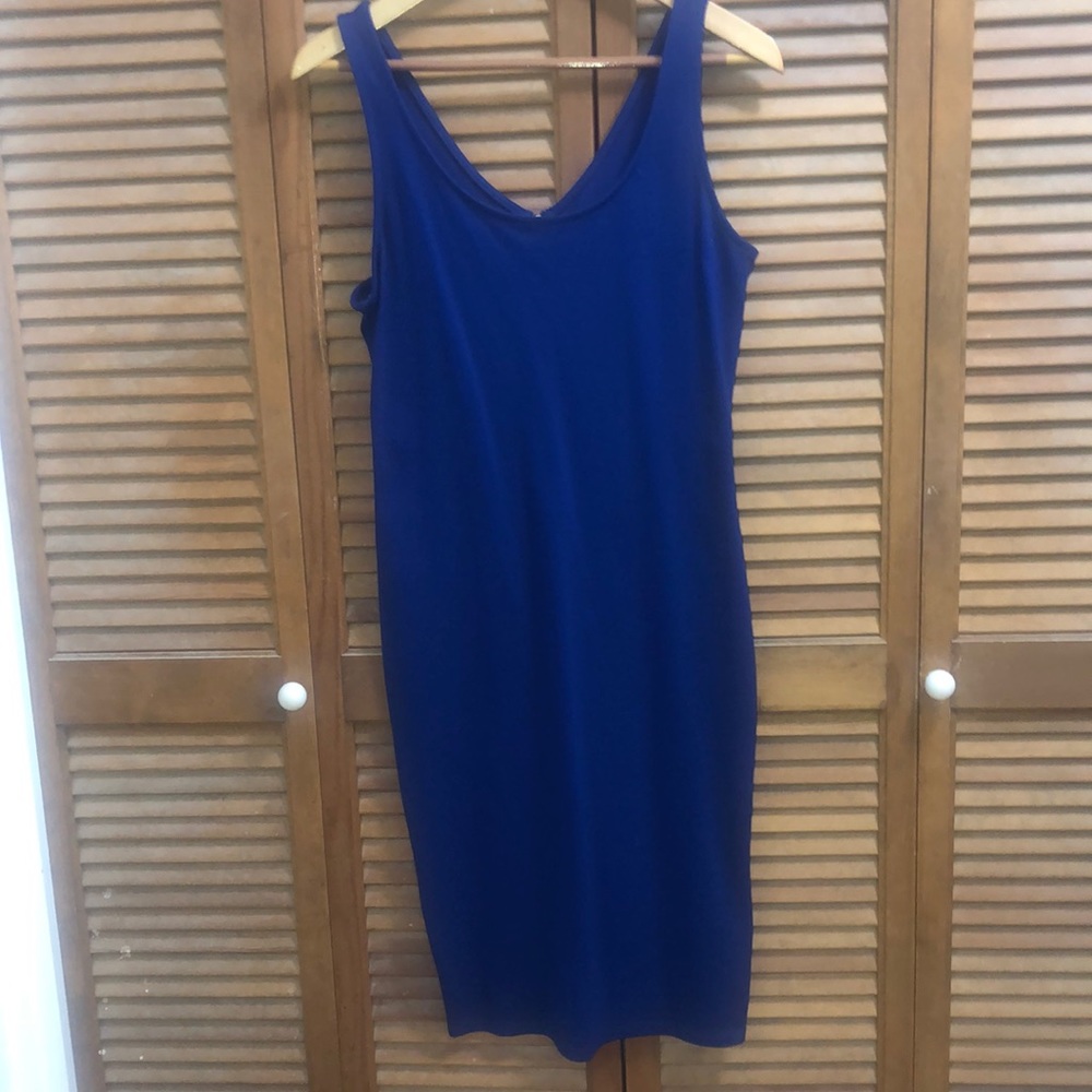 BarIII straight midi sleeveless dress with slits